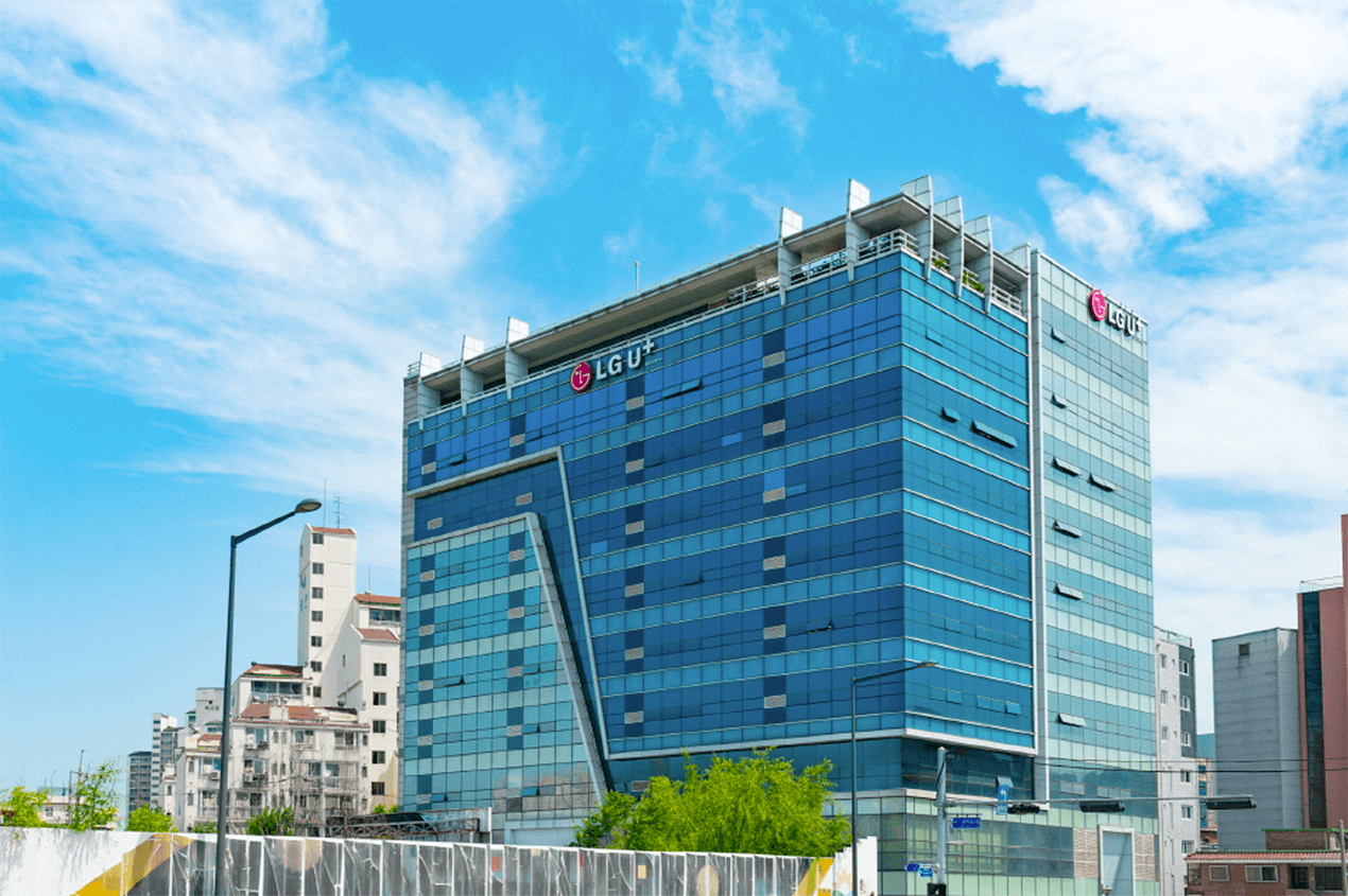 LG U+, 잇단 논란 썸네일 이미지