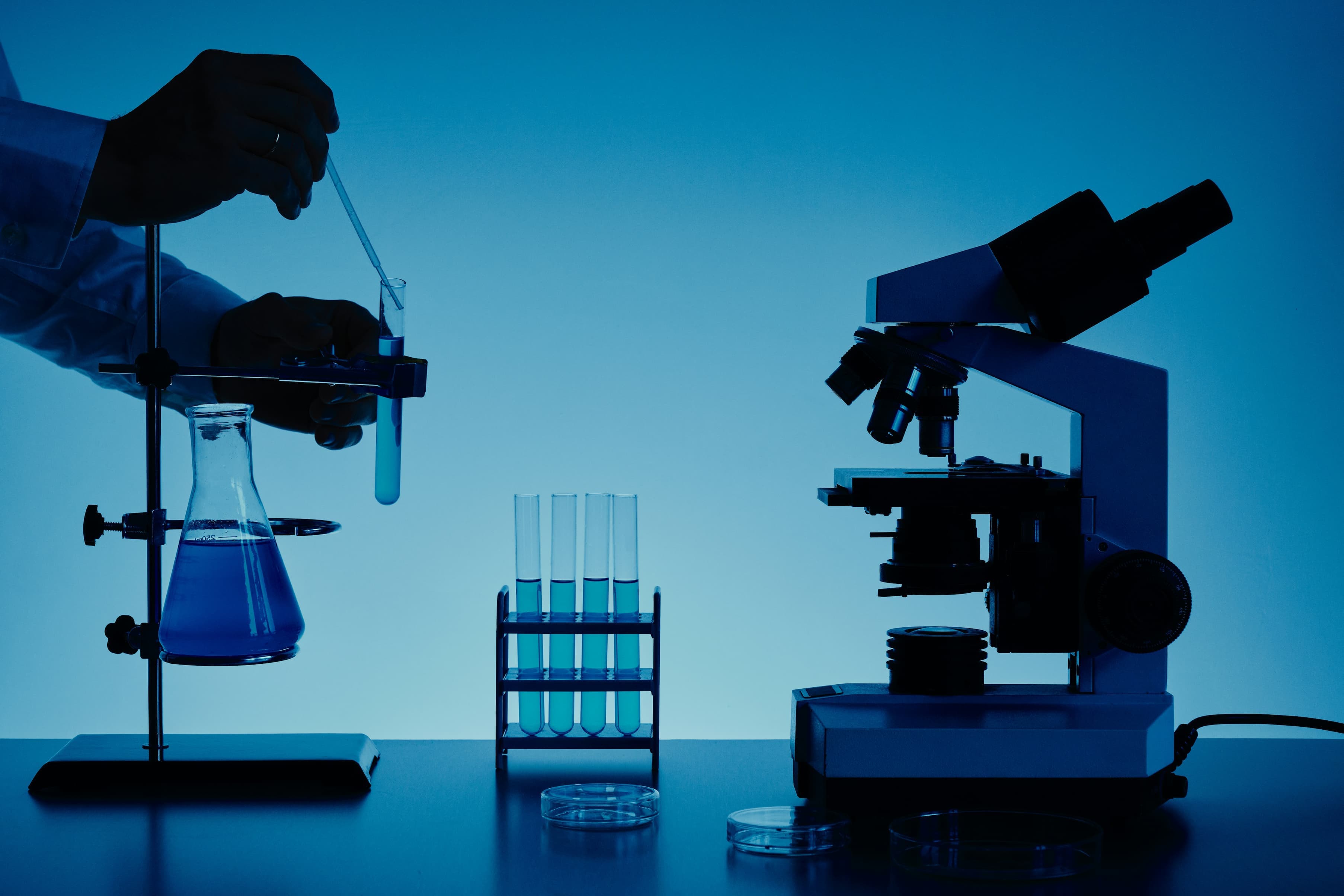 코스닥 시장을 뒤흔드는 주인공, 바이오주 썸네일 이미지