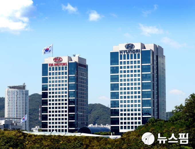 현대차·기아, 신차·하이브리드로 수입차 공세 저지