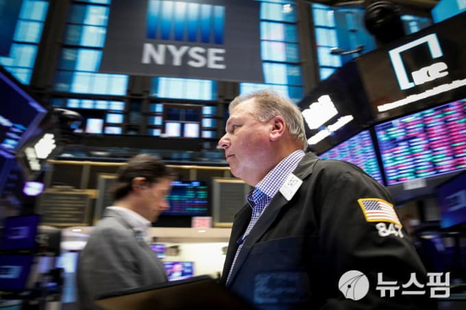 S&P 500, 브로드컴 등 기술주 강세로 사상 최고치 경신