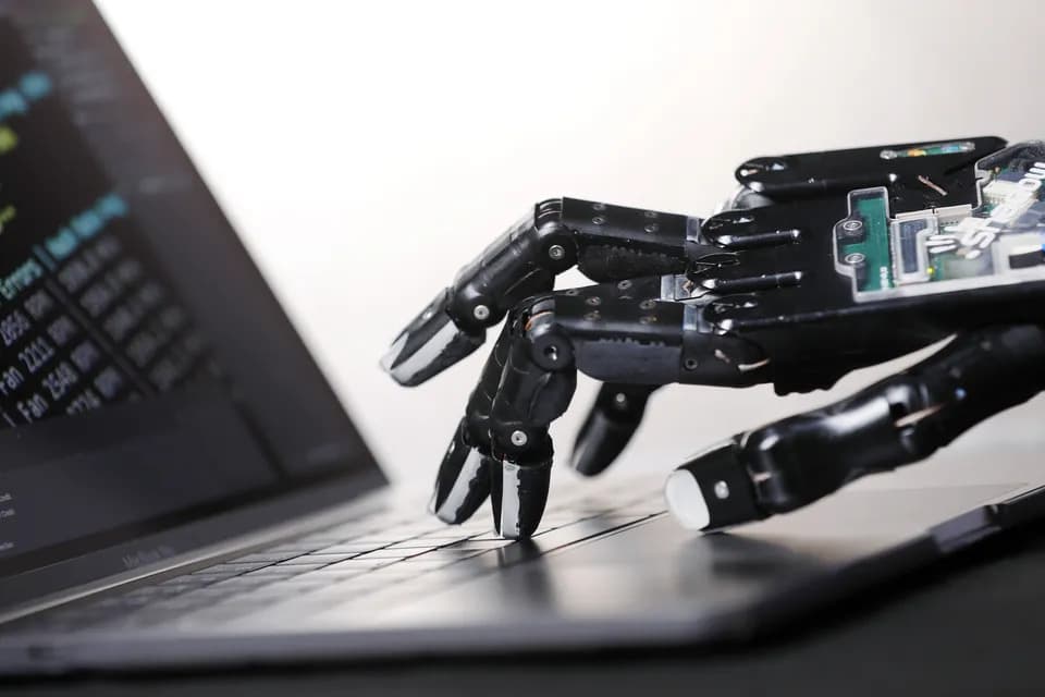 AI·휴머노이드 ETF, 수익률 상위권 싹쓸이
