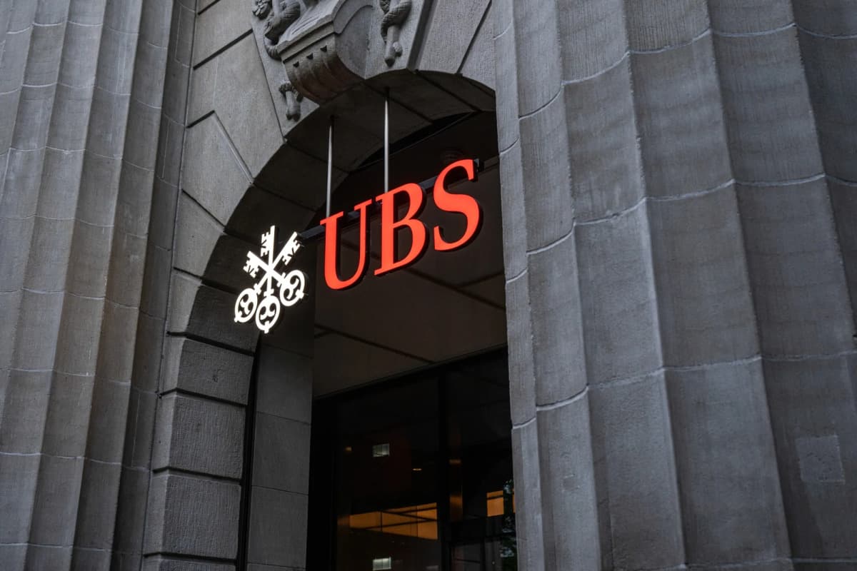 UBS, 해외 8곳 은행과 합병 타진