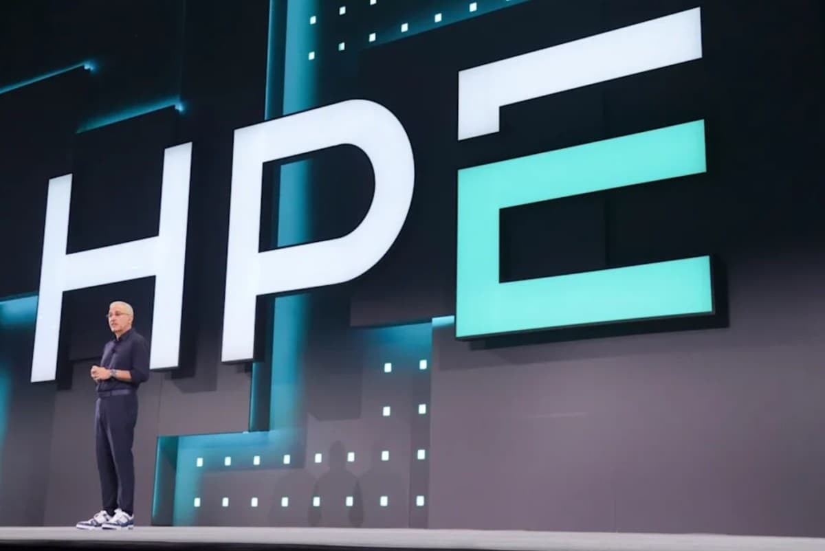 HPE, 벌처와 12억 달러 AMD AI 랙 계약
