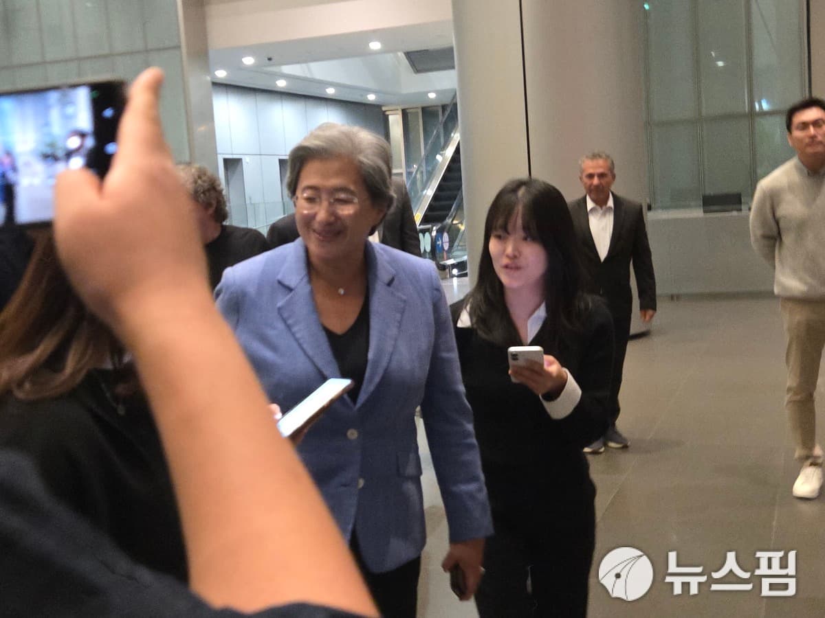 AMD 리사 수, 전영현과 만찬하며 협력 확대 논의