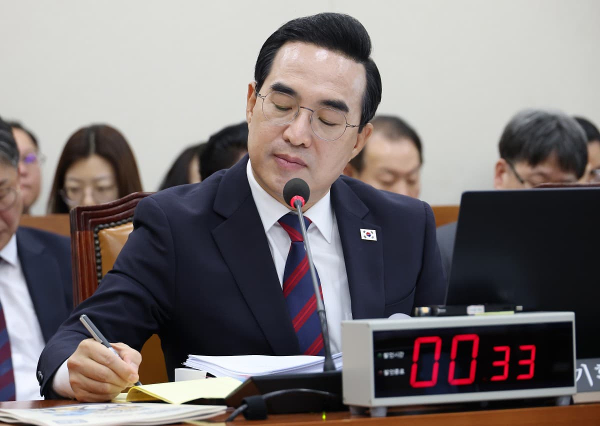 박홍근, 초과세수 활용 미정…국채 축소·기금 협의