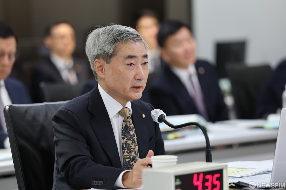 신현송 총재, 재정 지속가능성 위해 한은 의견 지속