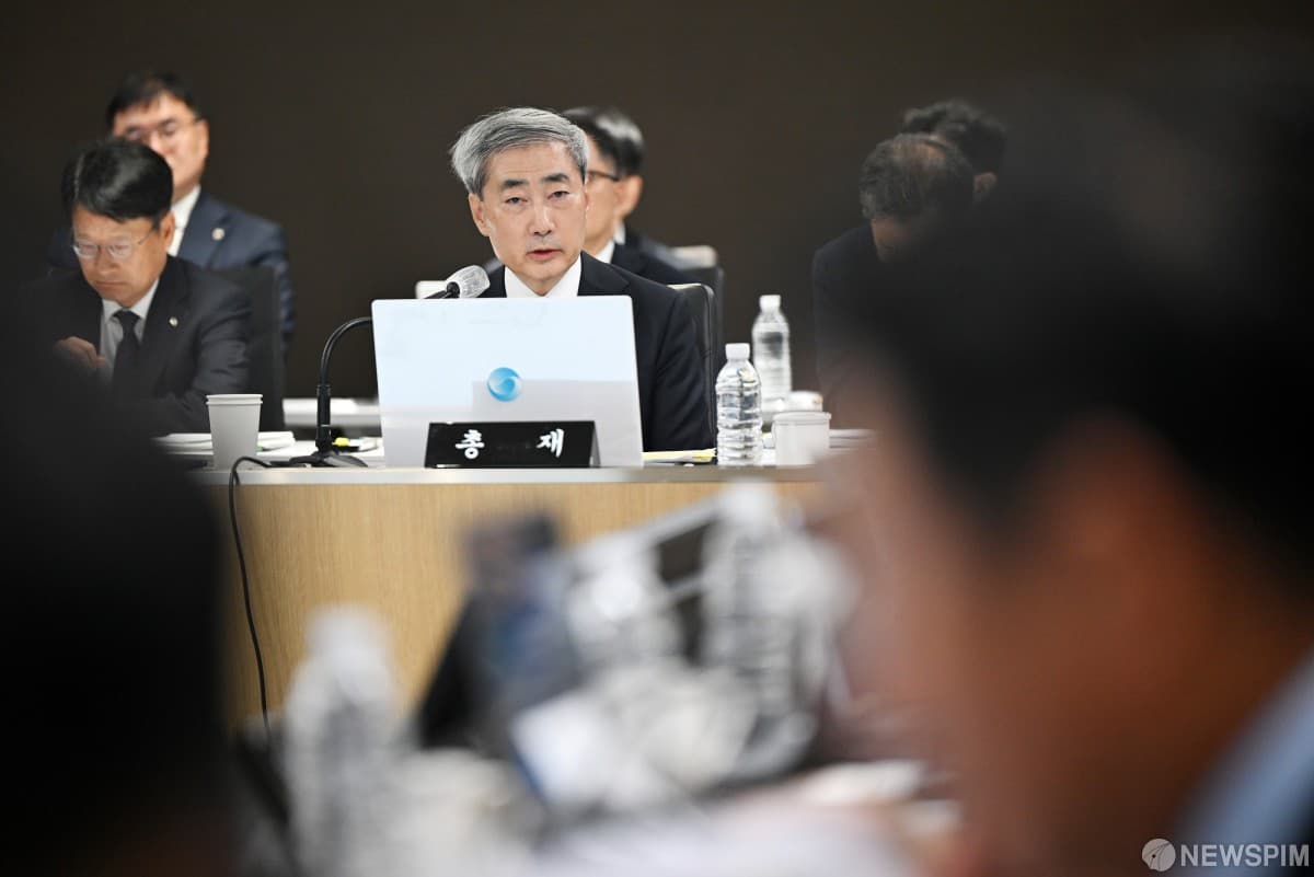 신현송 한은 총재, 추가 금리 인상 시 물가 추이 최우선