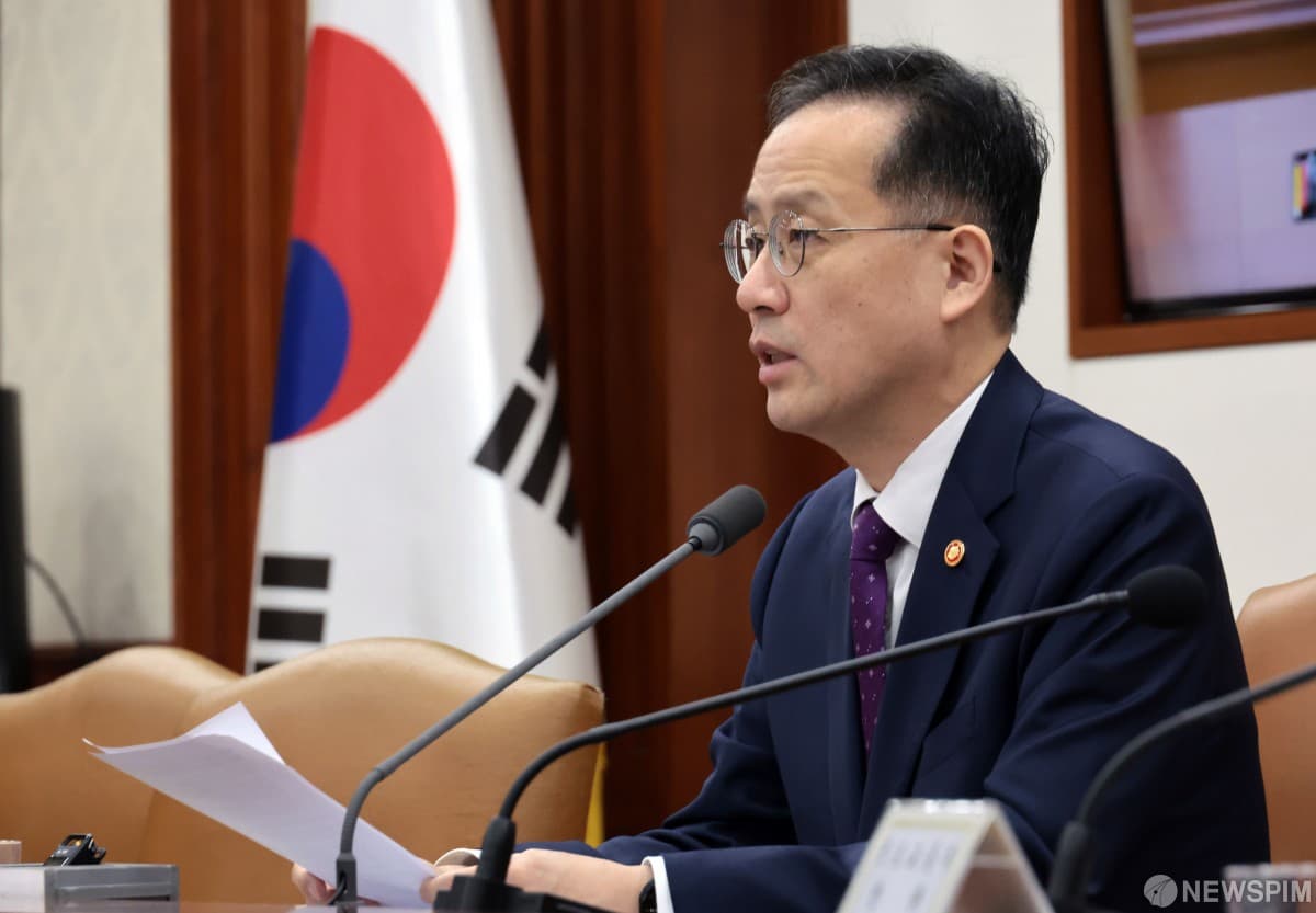 이형일 부총리, 방콕서 G20 회의 및 신평사 면담