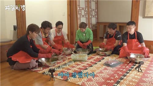 CJ온스타일, 파김치갱 협업 김치 출시