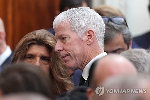미국, 제재 유조선 매입 개조로 합법 전환 추진