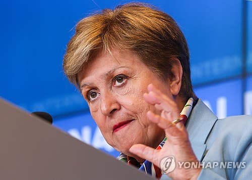 IMF 총재, 선진국 공공부채 축소 촉구