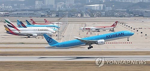 대한항공 등 항공주, 유가 하락에 상승