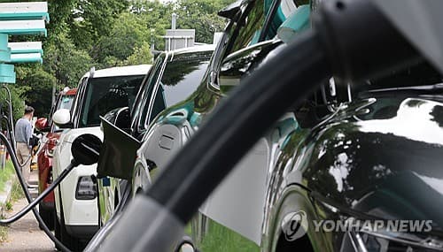 고속도로 전기차 충전량 363% 급증