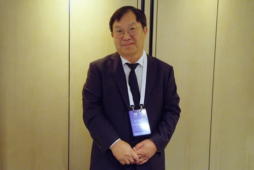 카자흐 첫 심장이식 배유리, 인공장기 공동 개발 제안