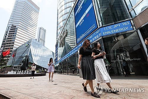 홍콩 증시, 중국 기업 IPO 급증 속 지속성장 의문