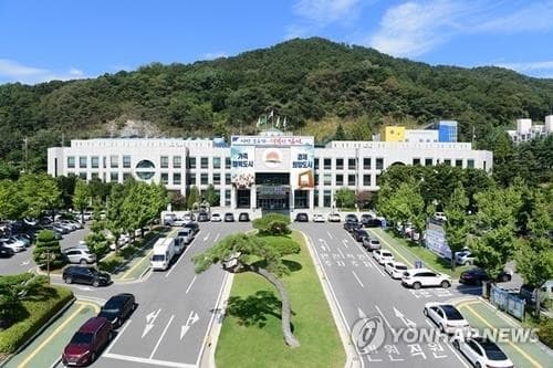 제이앤티씨, 김천에 3470억 TGV 유리기판 공장 건립