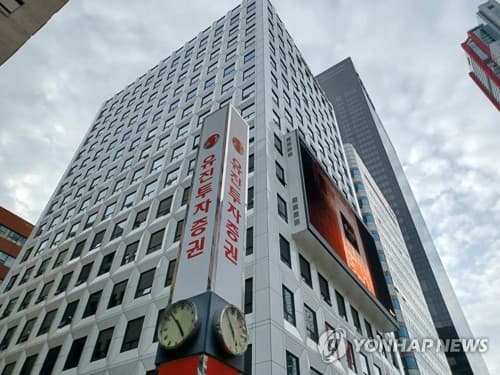 유진투자증권, SAMG엔터 목표가 하향