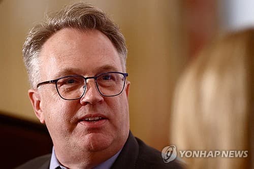 뉴욕 연은 총재, 연말 한 차례 금리 인상 적절
