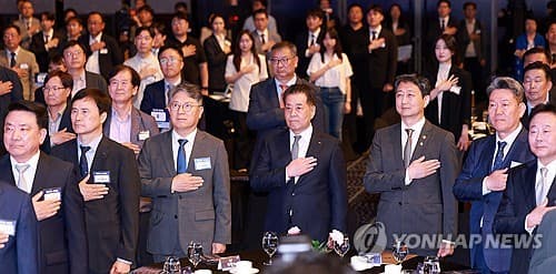 박훈 휴스틸 대표, 강관 기술 공로로 은탑산업훈장