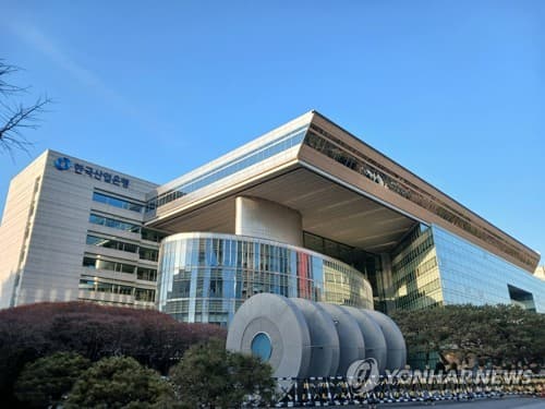 산은 벤처 자금 4년 새 반토막, 대기업엔 20조원대