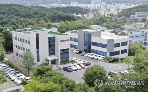 알테오젠, 노바티스 4.4조 계약에도 5% 하락