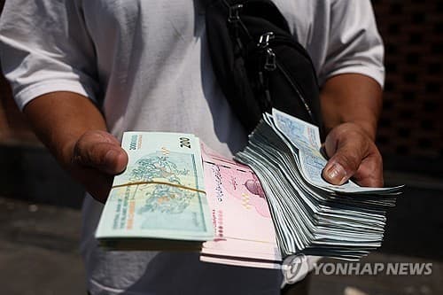 이란, 원유 수출 급감에 경제 위기 심화