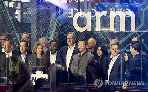 Arm, 세레브라스·마벨 인수 검토 인정