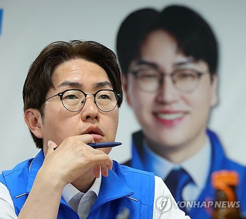 업스테이지, 하정우 주식 매각 정상 절차 해명