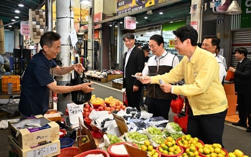 BNK부산은행, 추석맞이 전통시장 상생 캠페인 개최