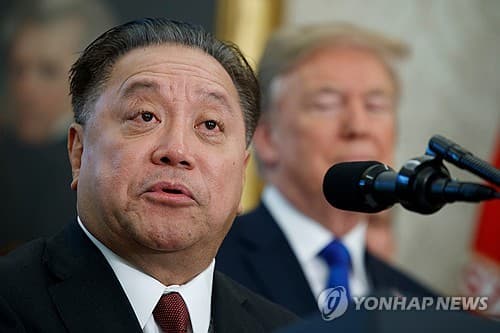 브로드컴 CEO, AI 투자 과열 경계