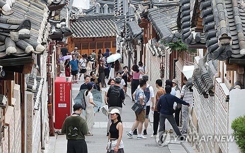8월까지 방한객 1505만 명, 관광 카드 지출 14조 원