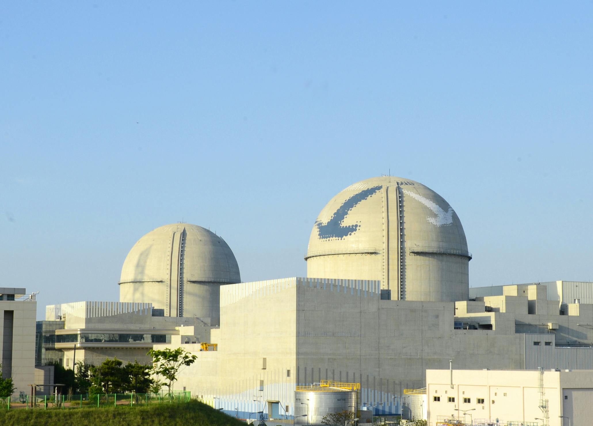한국수력원자력,  웨스팅하우스에 승소하다 썸네일 이미지