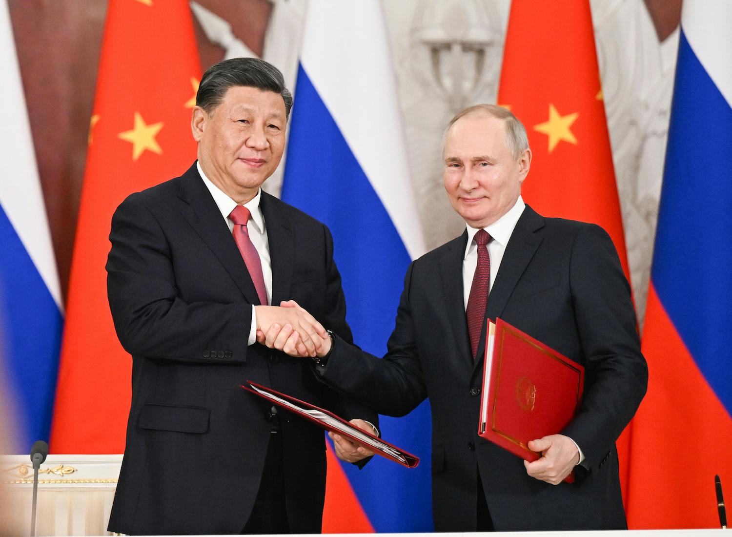 모스크바에서 만난 시진핑-푸틴, 무슨 이야기 했을까? 썸네일 이미지